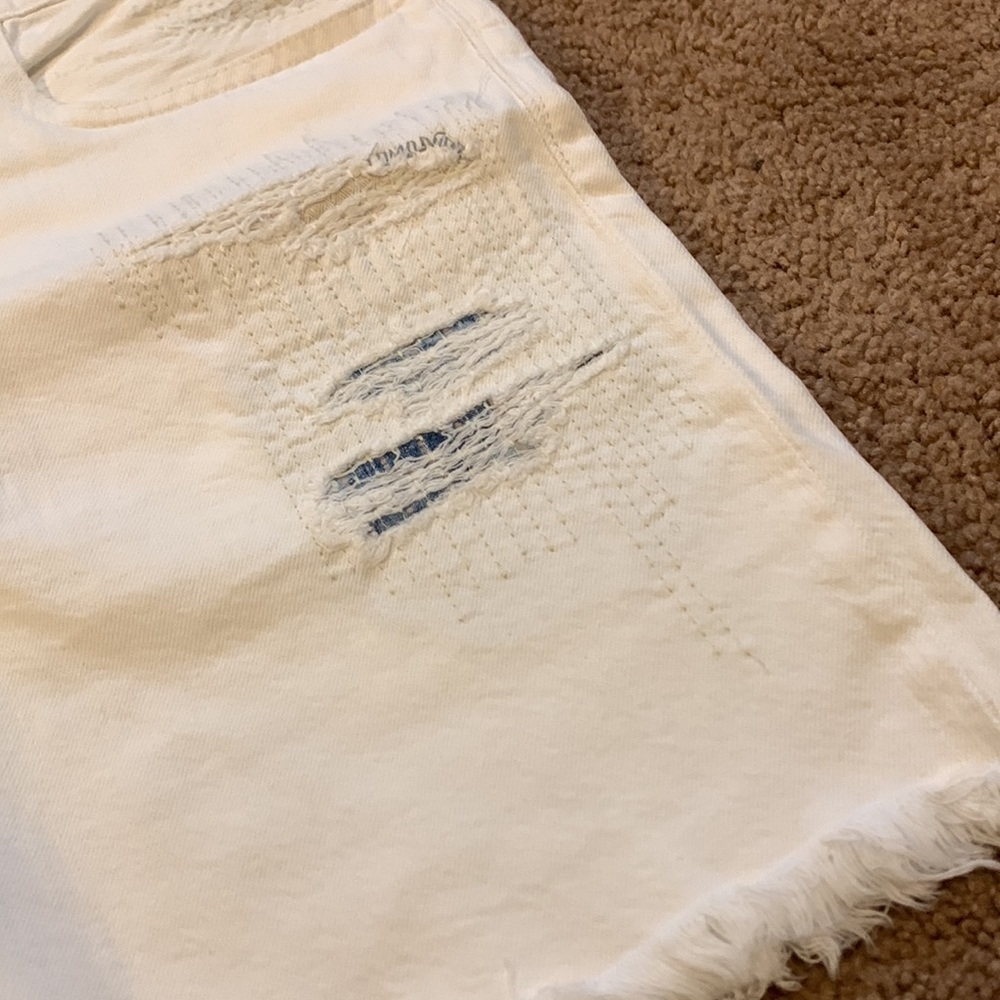Polo Ralph Lauren Men’s Distressed Shorts - Picture 4 of 9